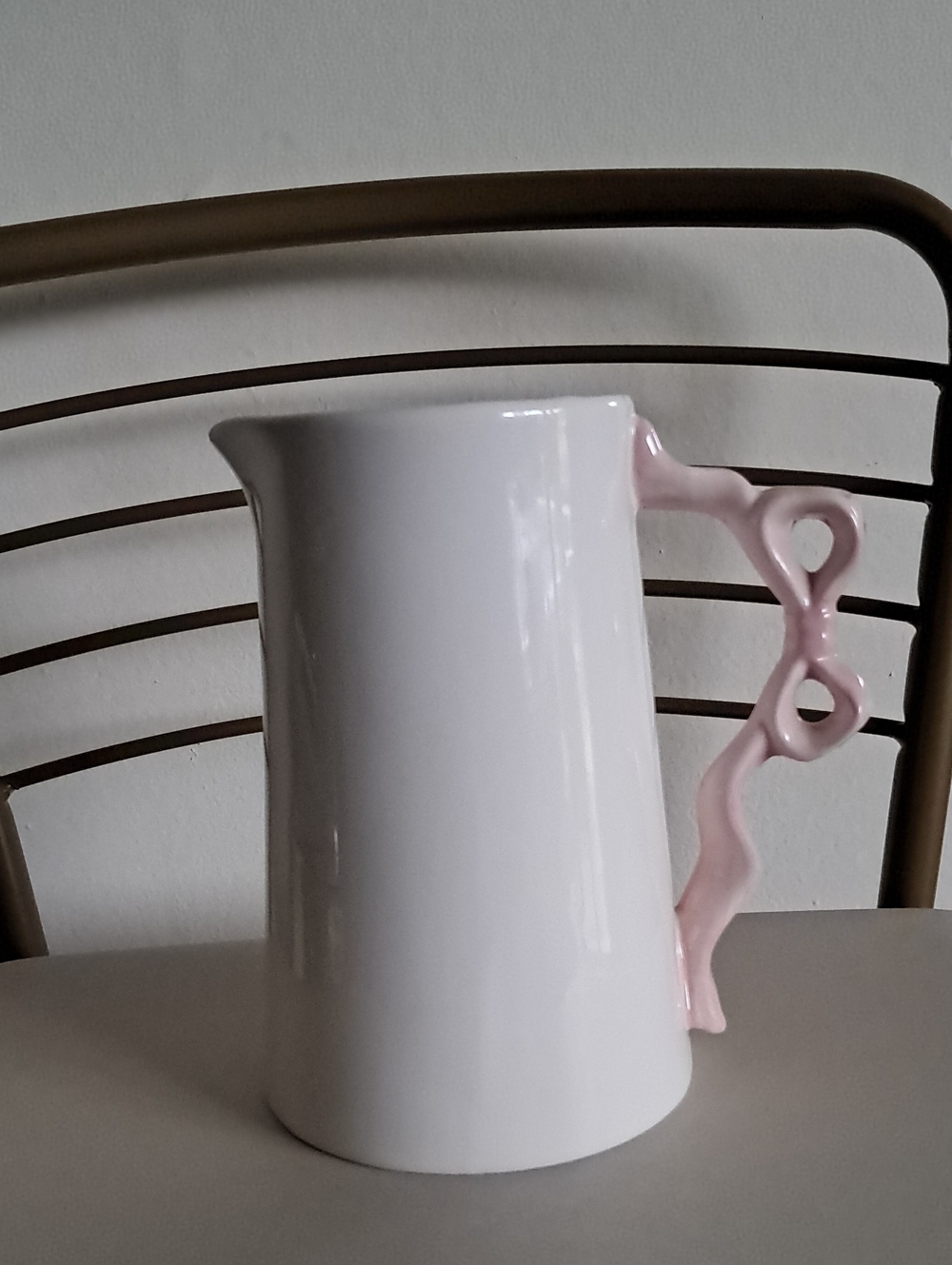 New!Viral White Ceramic Pitcher with Pink Bow Accent Handle